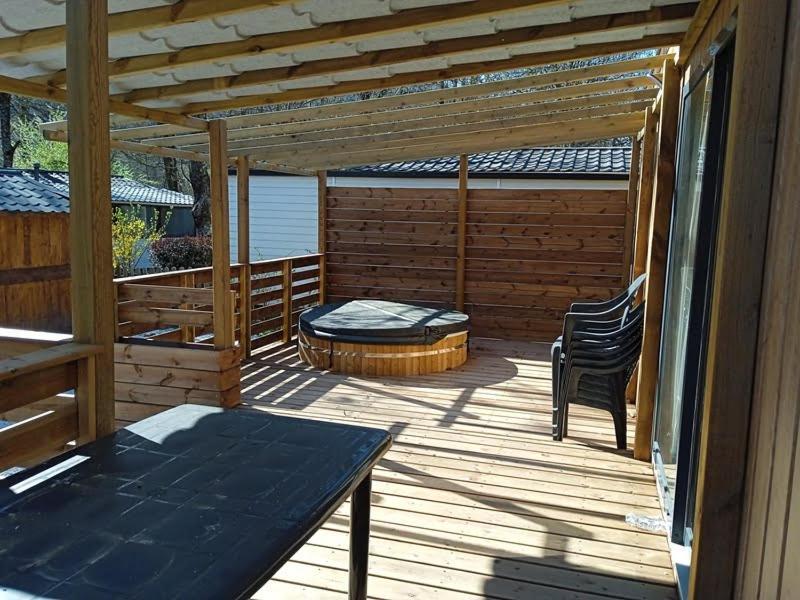 אקס-לה-טרמה Camping Paradis La Marmotte מראה חיצוני תמונה